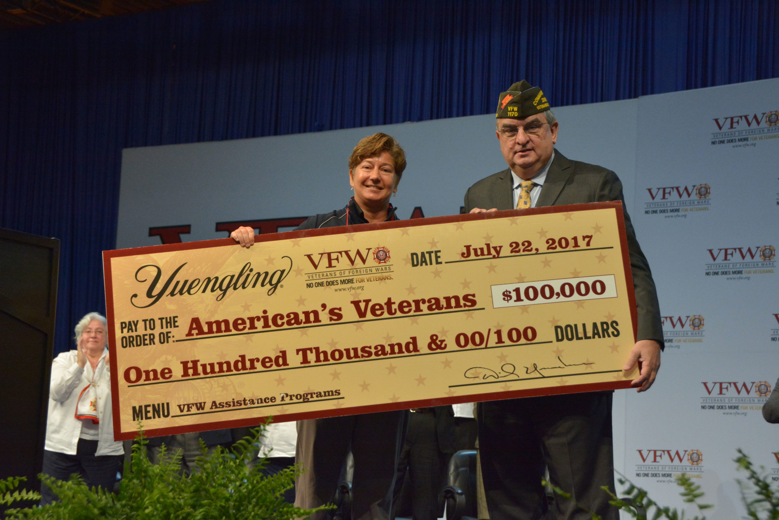 Yuengling Presents $100,000 Donation to  VFW at National Convention